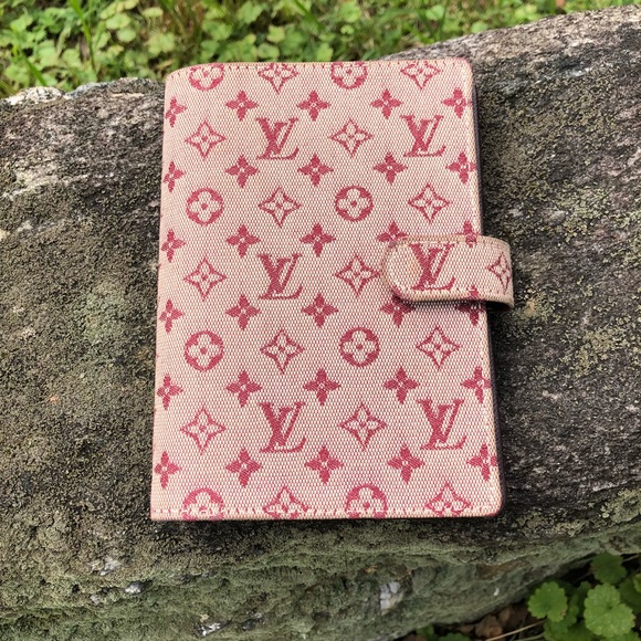 Louis Vuitton Accessories - Authentic Louis Vuitton Agenda PM